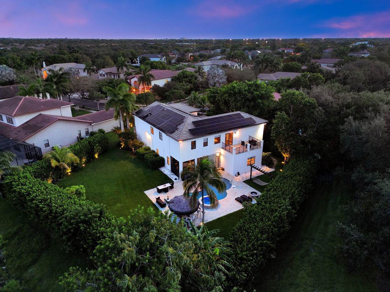 10241 Majestic - Photo 1