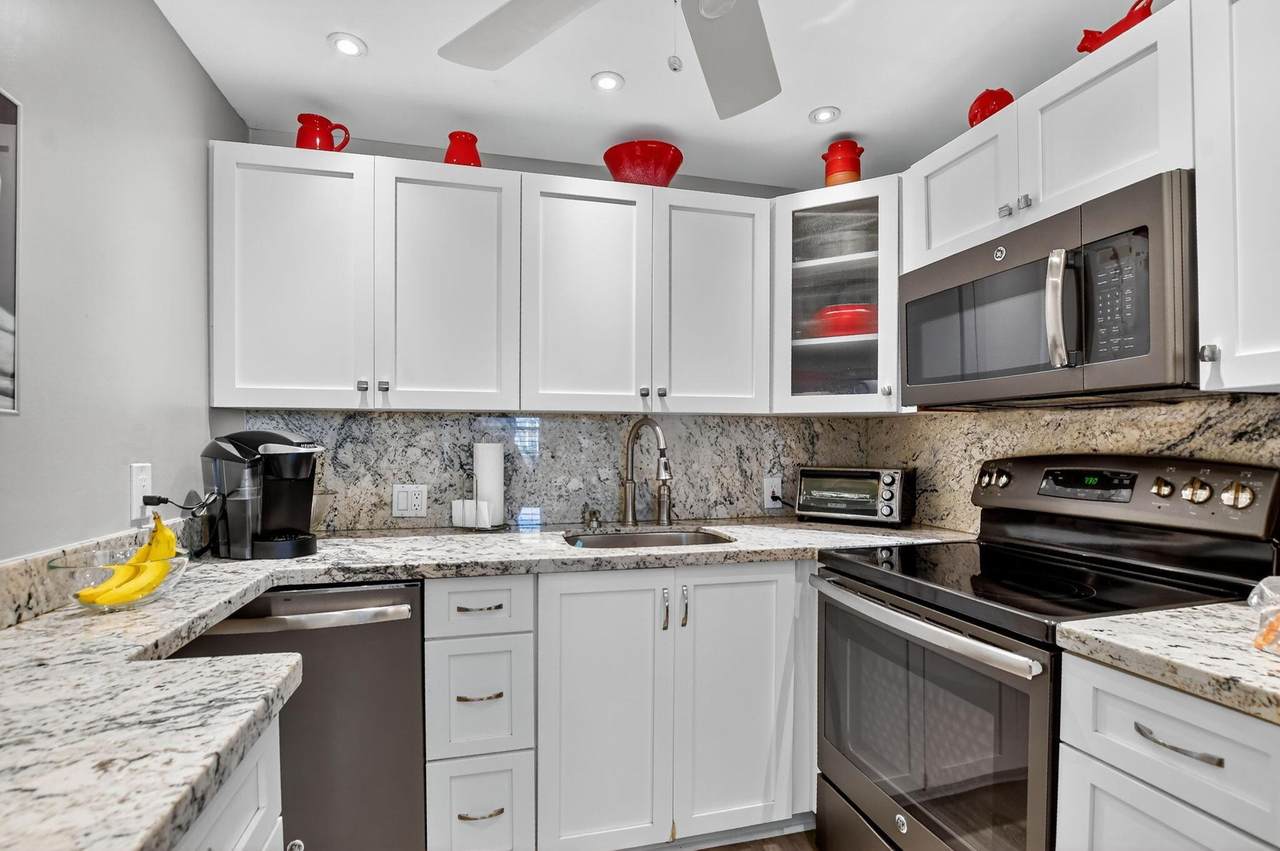 27 Fanshaw A - Photo 1