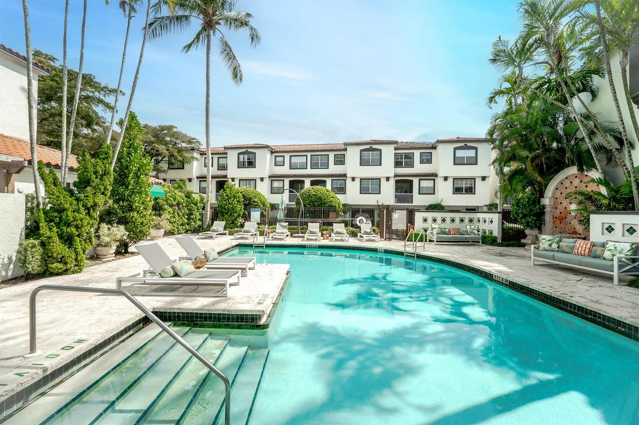 20889 Saint Andrews Boulevard - Photo 1