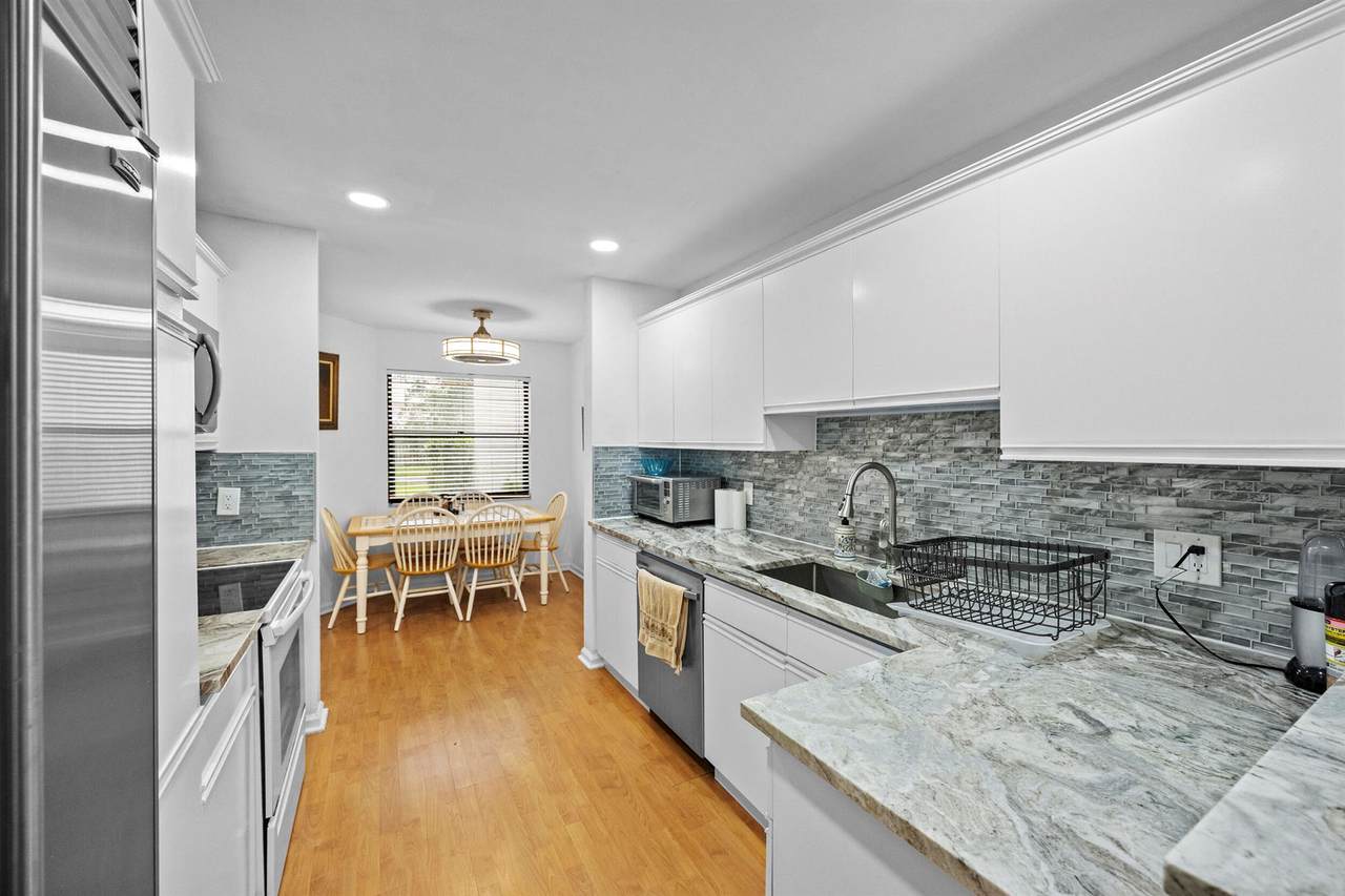 1519 Woodbridge Lakes Circle - Photo 1