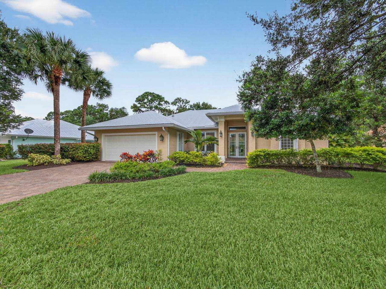 8836 Fishermans Wharf Drive - Photo 1