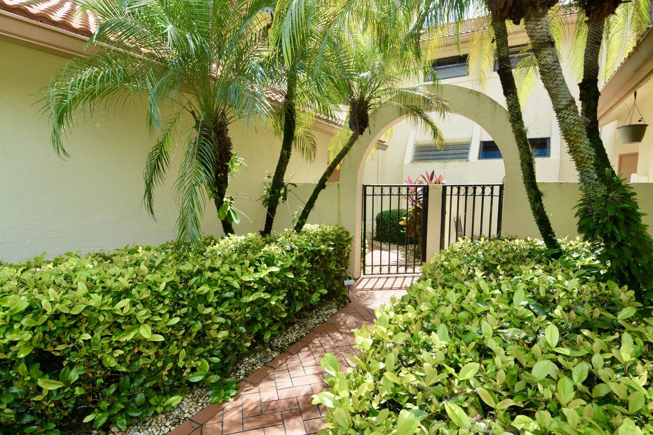 8336 Waterline Drive - Photo 1