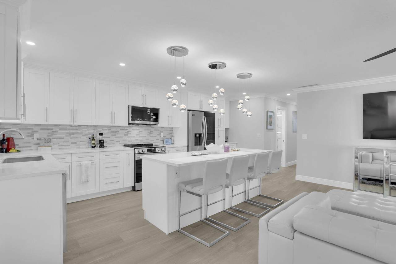 540 High Point Drive - Photo 1