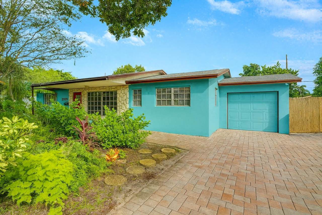 2709 Mores - Photo 1