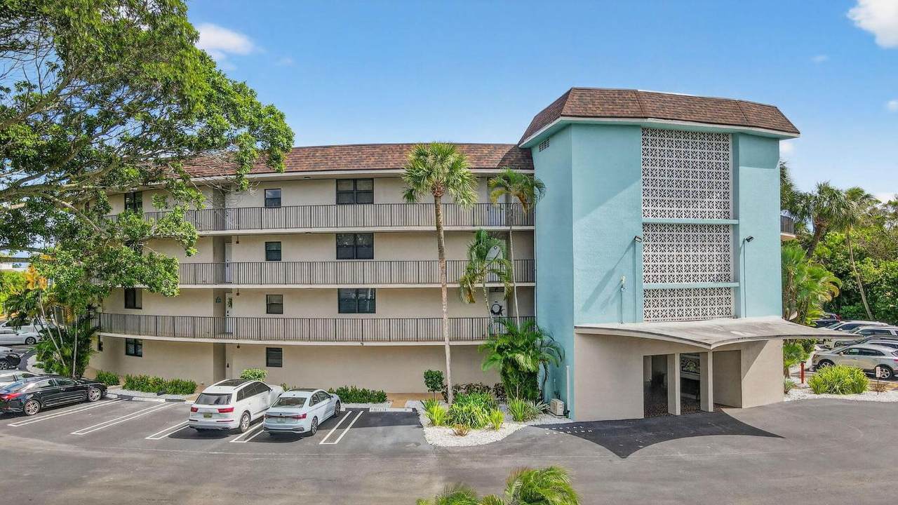 2424 Federal Highway - Photo 1