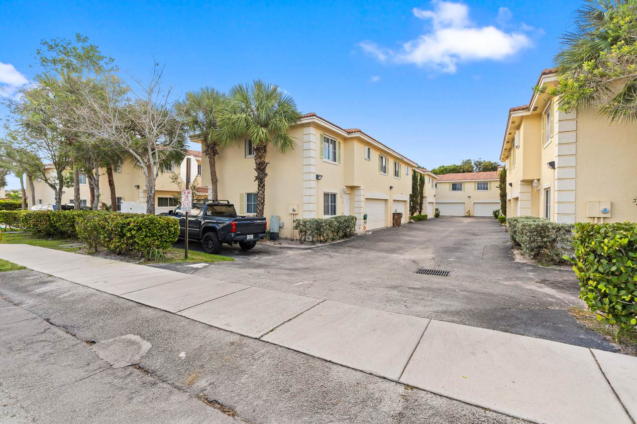 176 2nd Street - Photo 1
