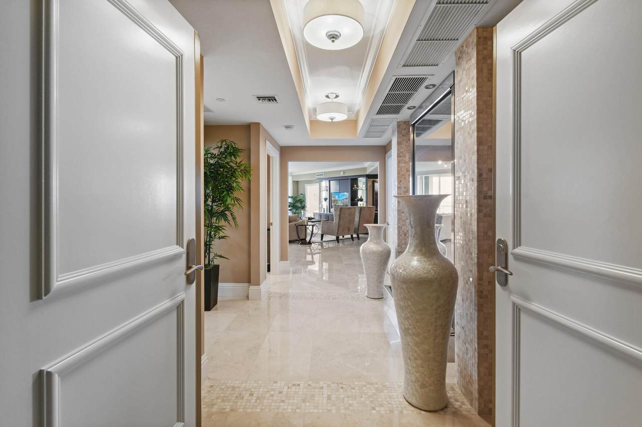 5050 Ocean Drive - Photo 1