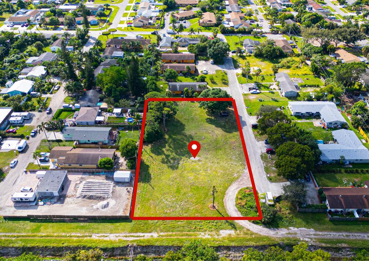 4160 42nd Avenue - Photo 1