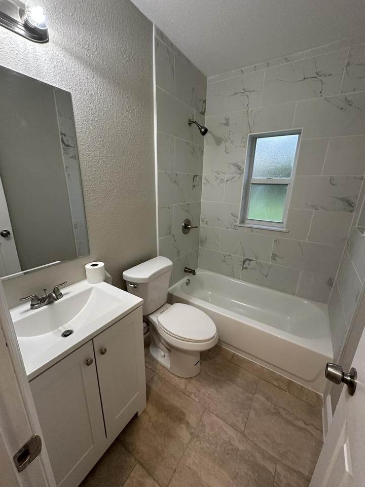 https://bt-photos.global.ssl.fastly.net/beaches/1280_boomver_2_R11137172-2.jpg
