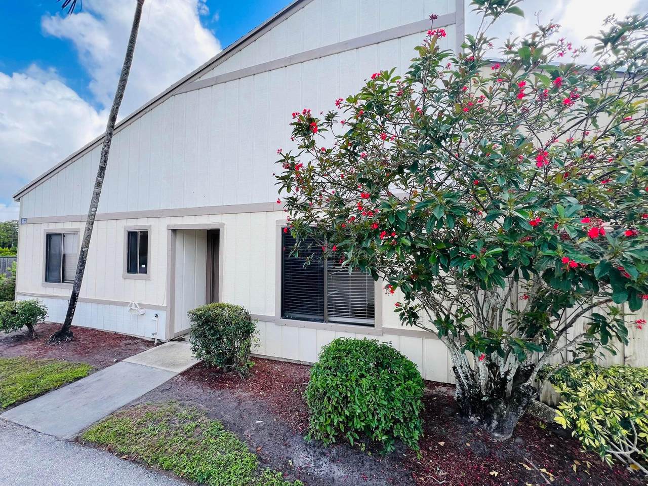 11877 Sturbridge Lane - Photo 1