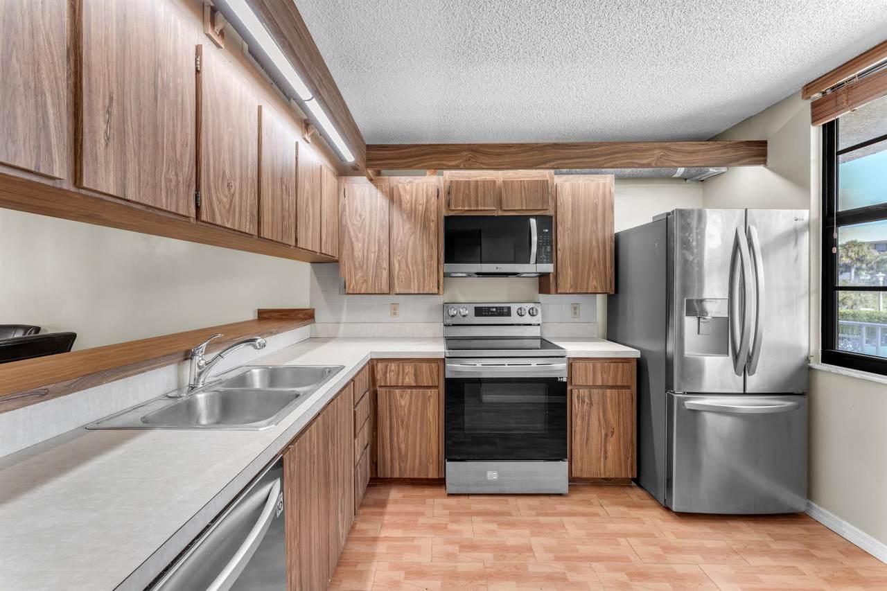 3540 Whitehall - Photo 1