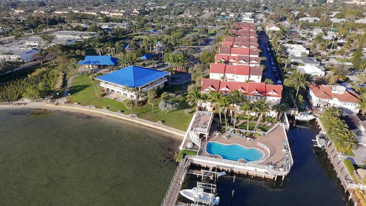 115 Harbors - Photo 1