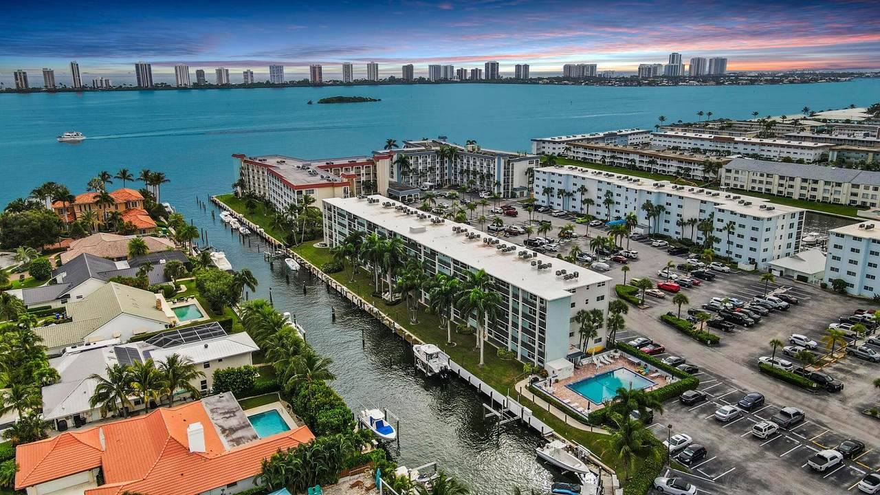 109 Paradise Harbour Boulevard - Photo 1