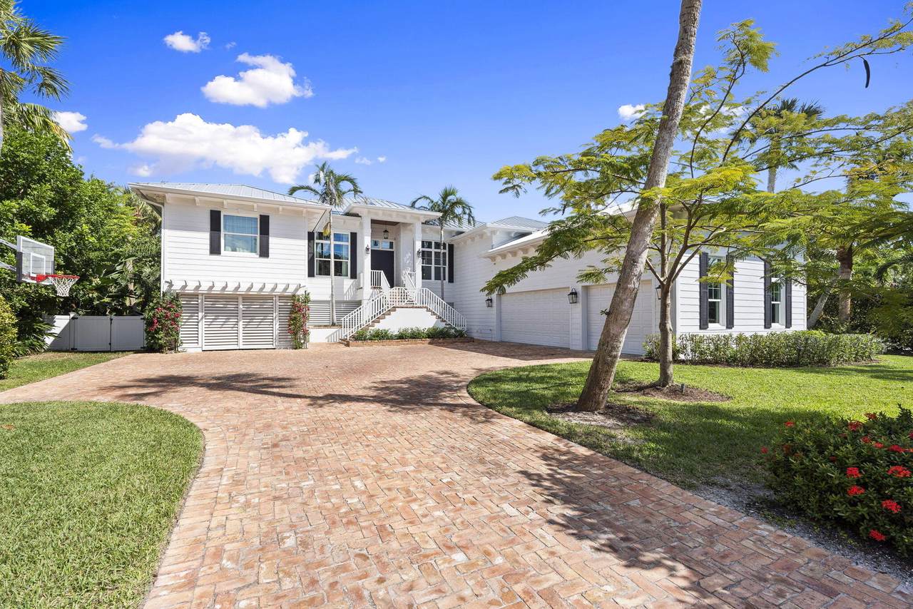 54 Sewalls Point Road - Photo 1
