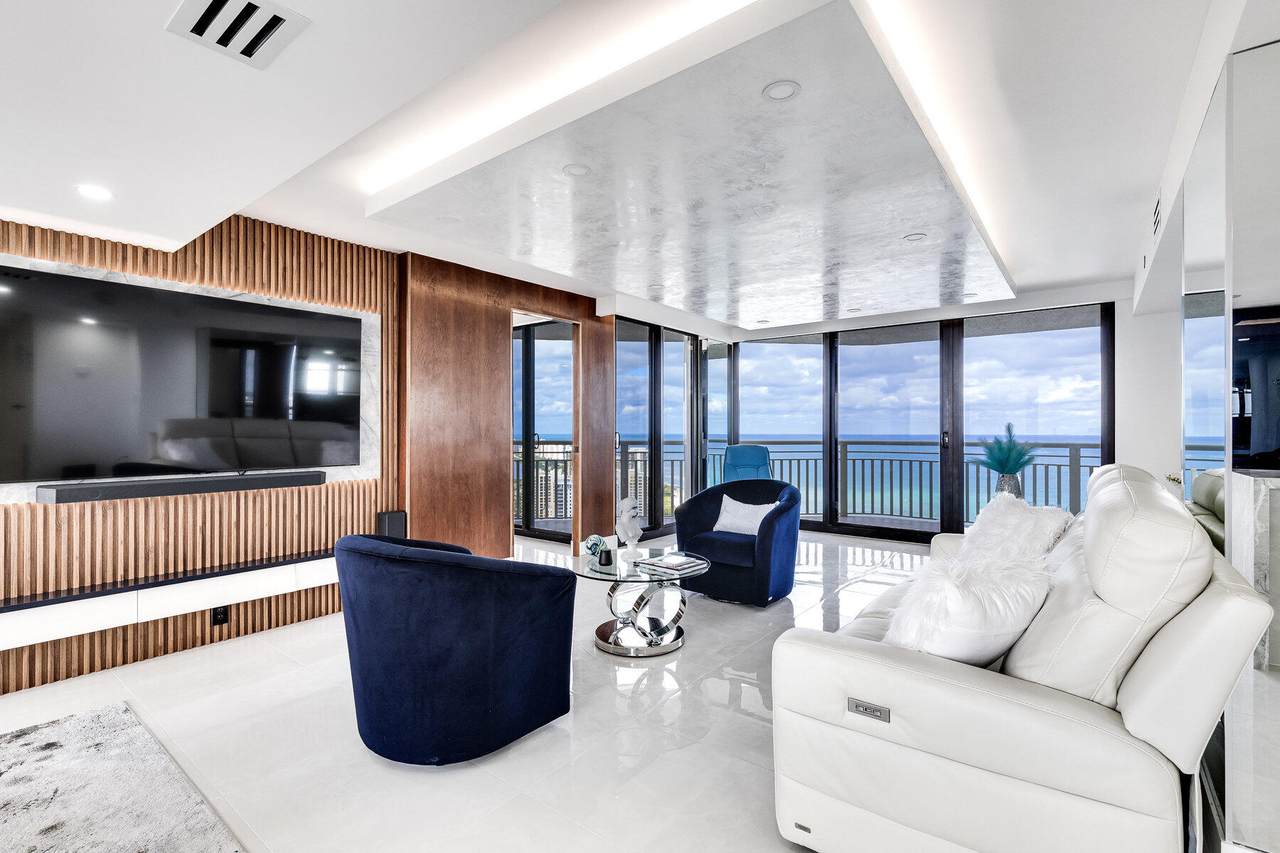 3000 Ocean Drive - Photo 1