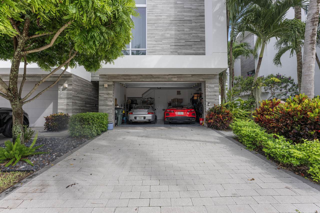 https://bt-photos.global.ssl.fastly.net/beaches/1280_boomver_3_R11150712-2.jpg
