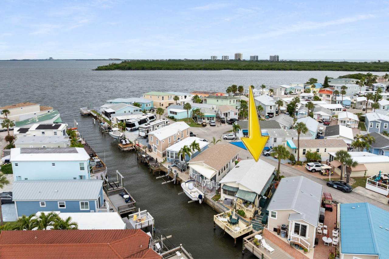 https://bt-photos.global.ssl.fastly.net/beaches/1280_boomver_3_R11151079-2.jpg