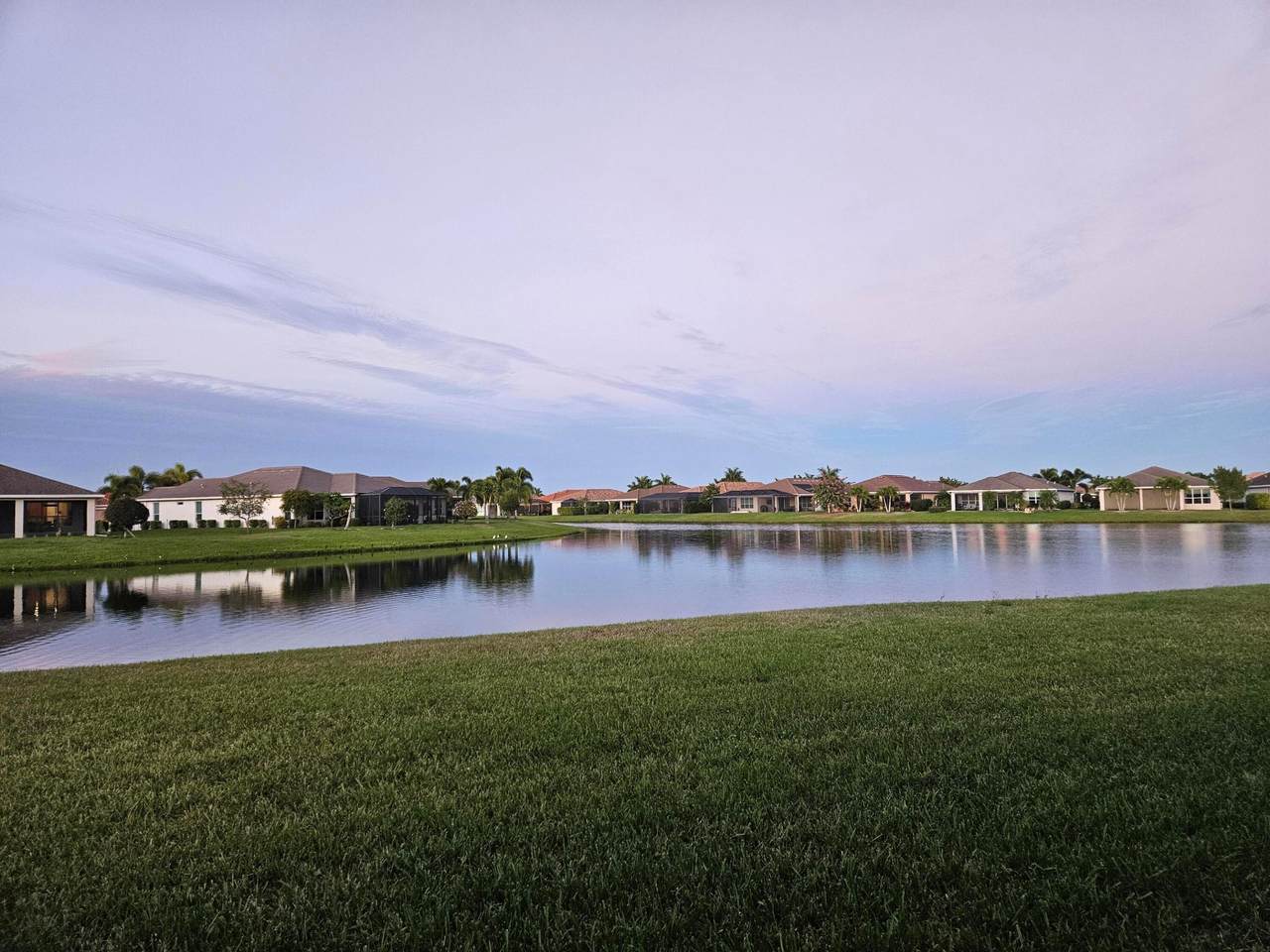 https://bt-photos.global.ssl.fastly.net/beaches/1280_boomver_3_R11153872-2.jpg