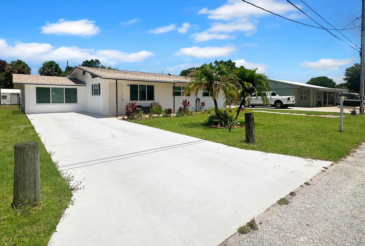 1612 28th Street - Photo 1