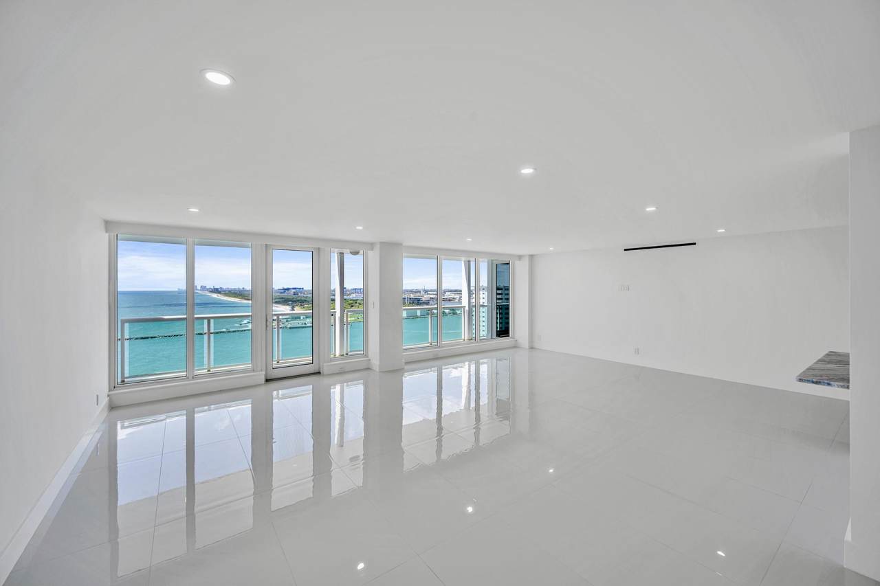 https://bt-photos.global.ssl.fastly.net/beaches/1280_boomver_4_B26019993-2.jpg