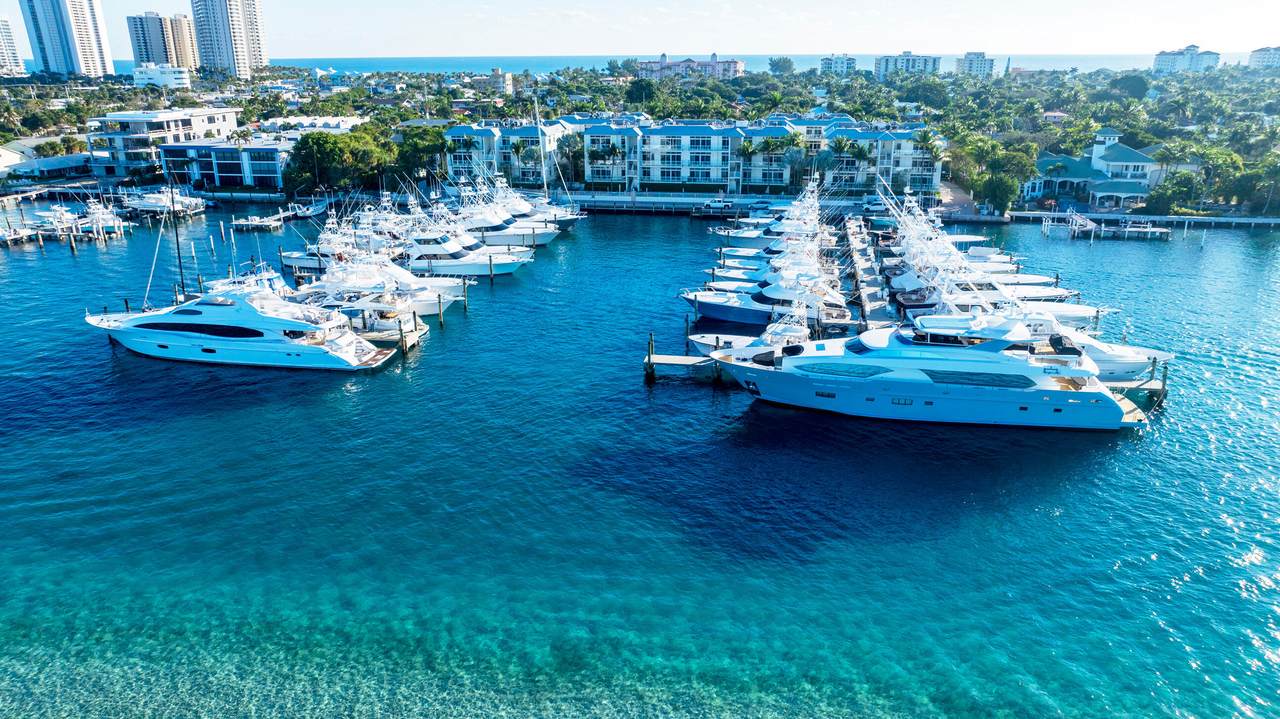 https://bt-photos.global.ssl.fastly.net/beaches/1280_boomver_4_B26020132-9.jpg