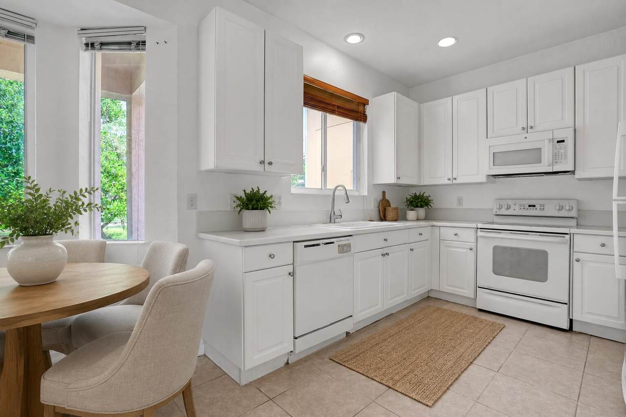 176 Bellezza Terrace - Photo 1