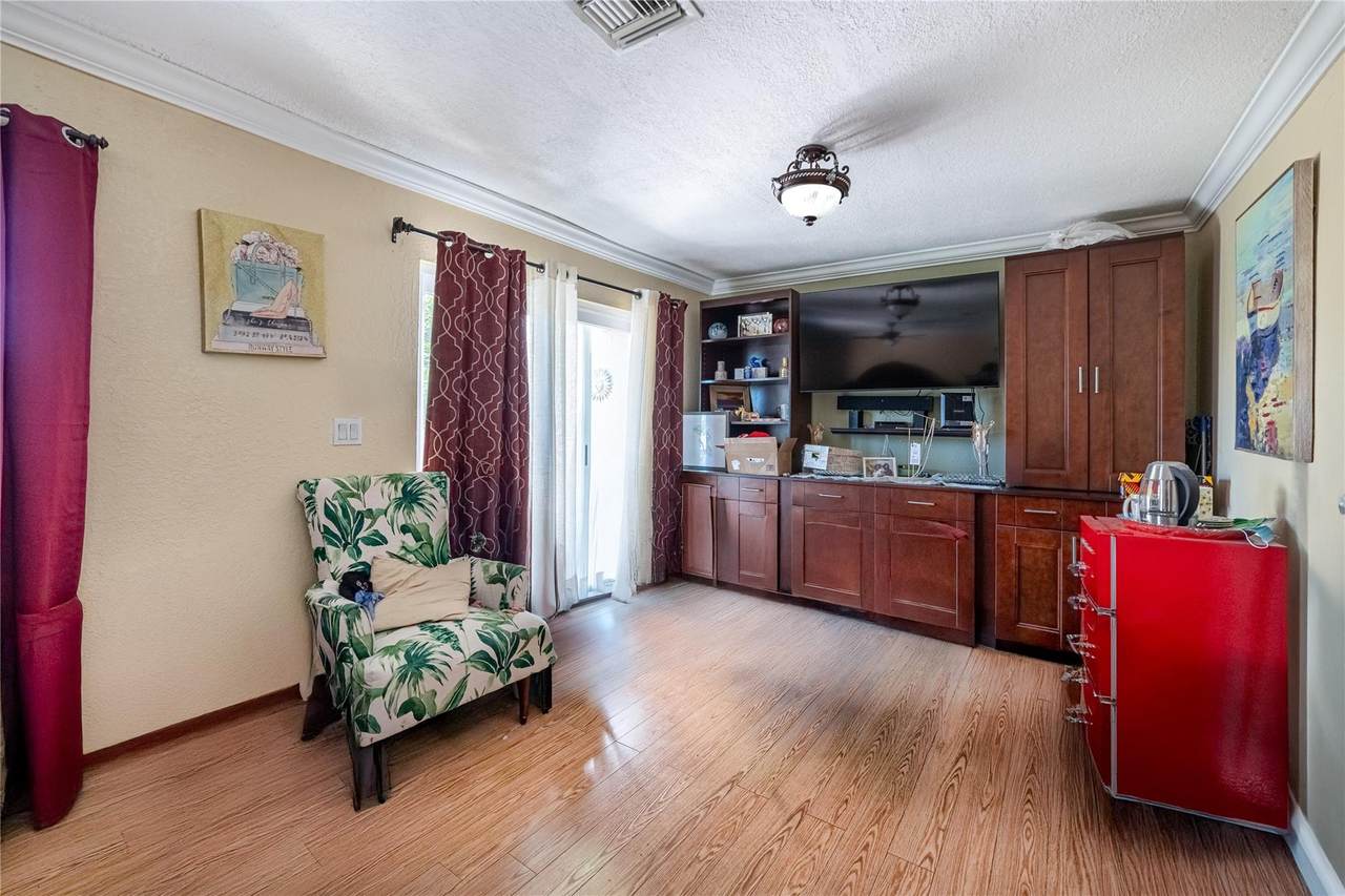 6541 Boulevard Of Champions - Photo 1