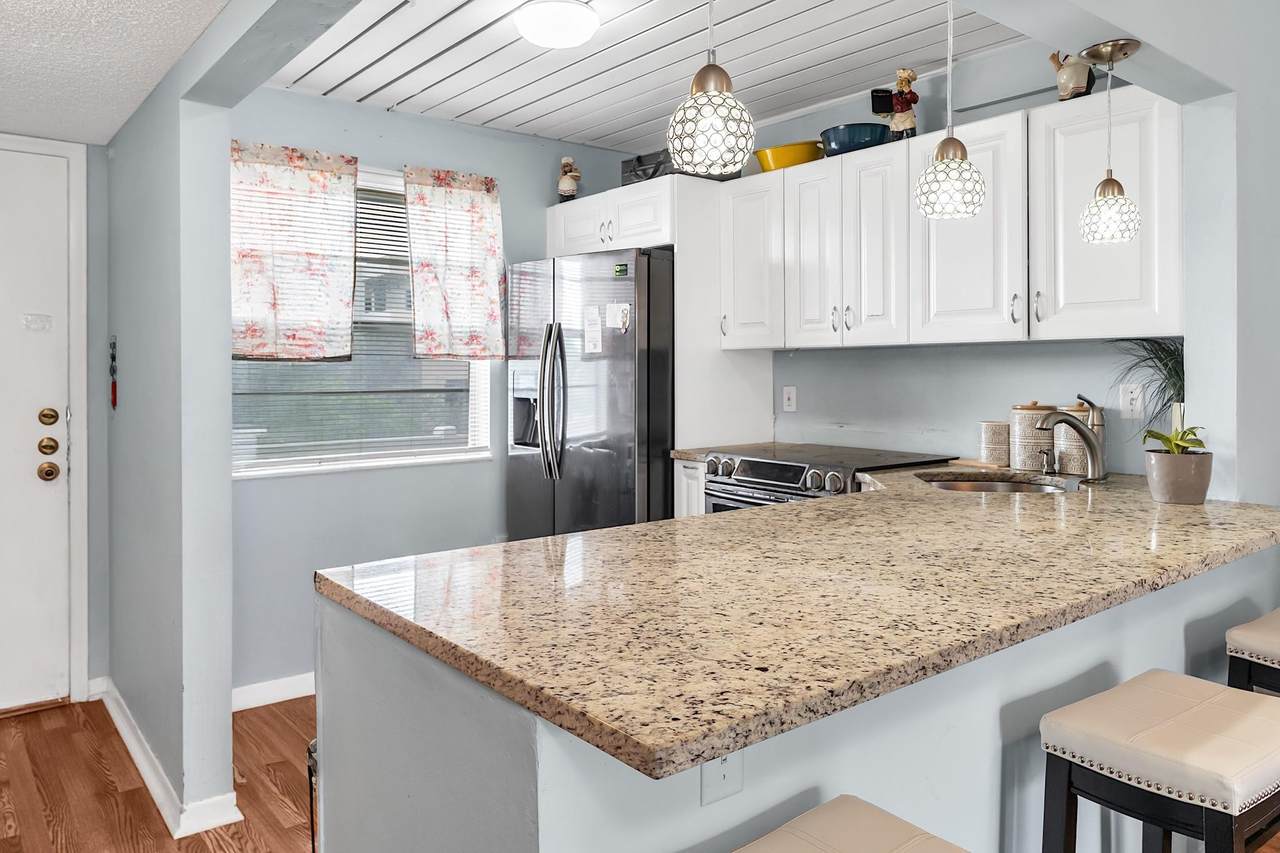 3776 Inverrary Boulevard - Photo 1