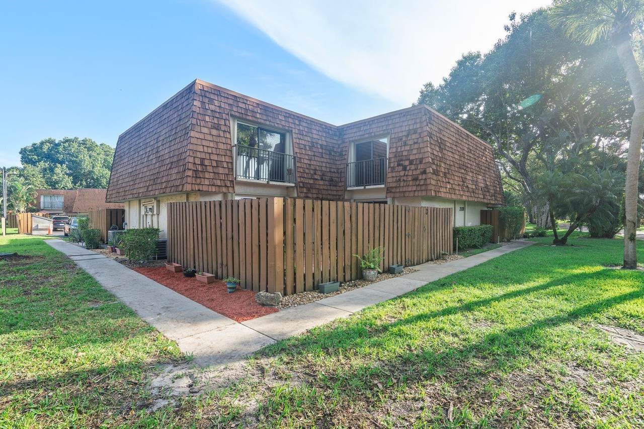 2171 90th Avenue - Photo 1