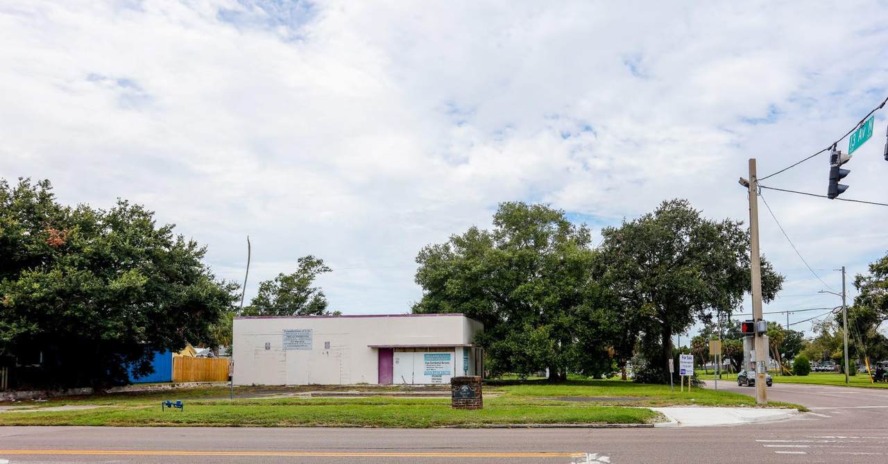 1246 16th Street - Photo 1