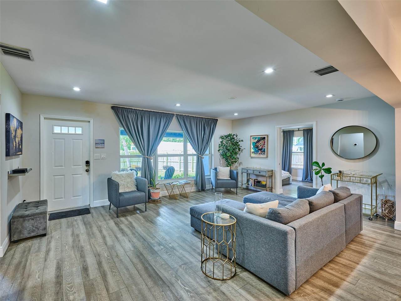 801 15th Street - Photo 1
