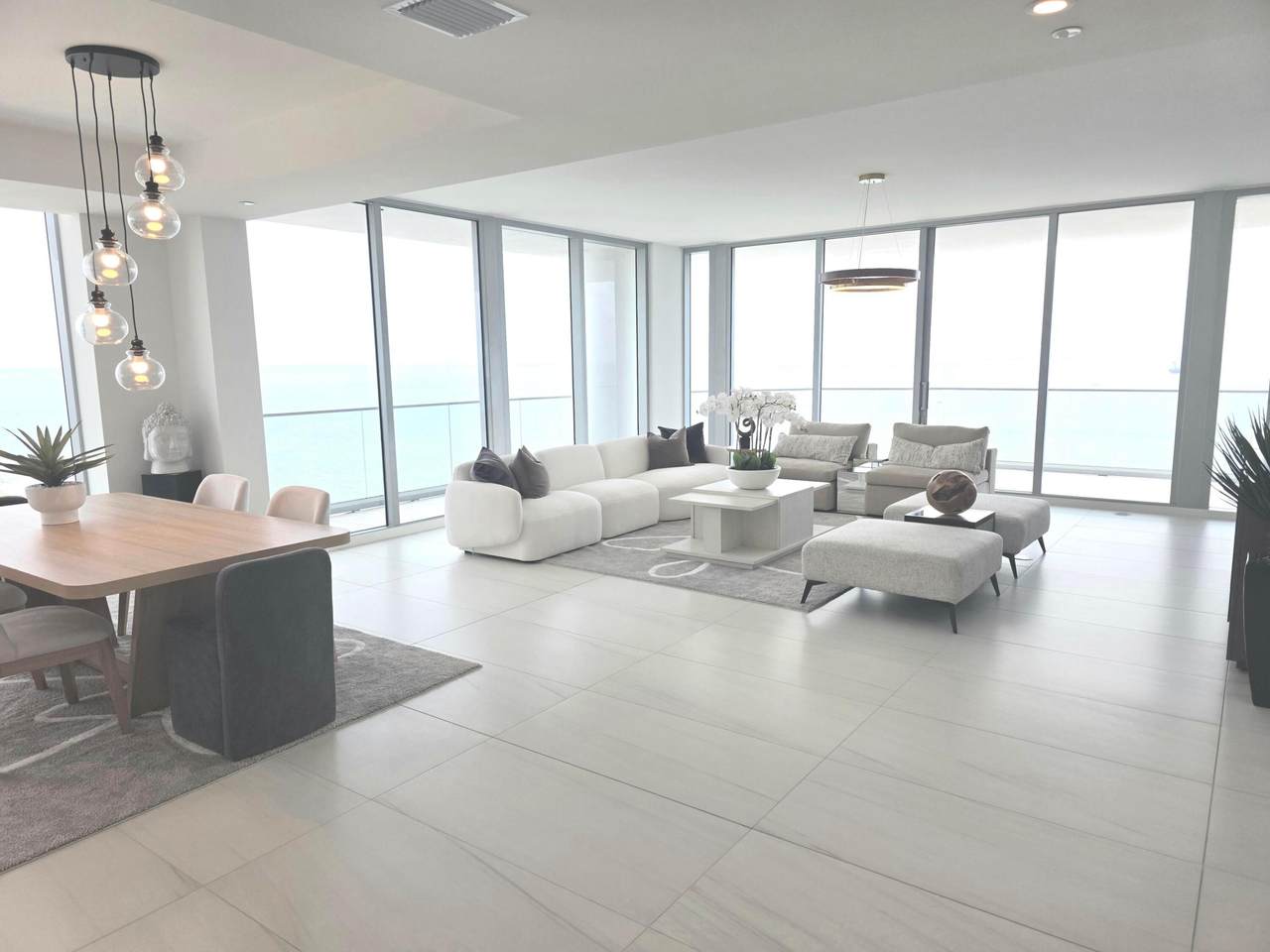 151 Seabreeze Boulevard - Photo 1