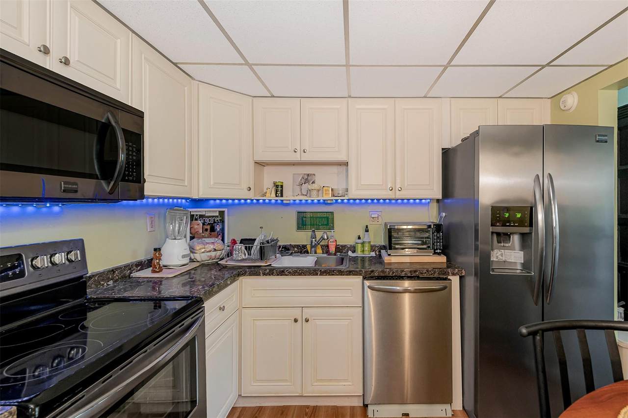 2751 Taft Street - Photo 1