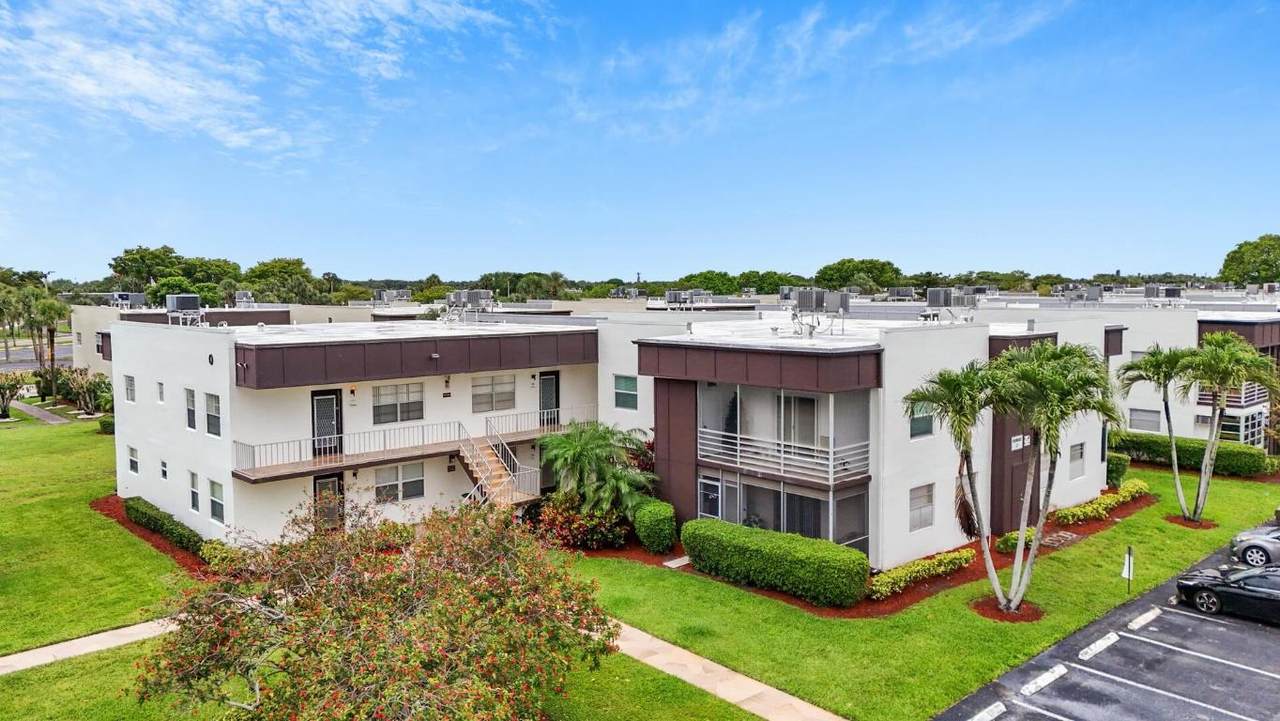 677 Normandy O - Photo 1