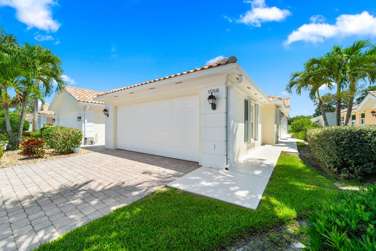 1056 Balmoral Trace - Photo 1