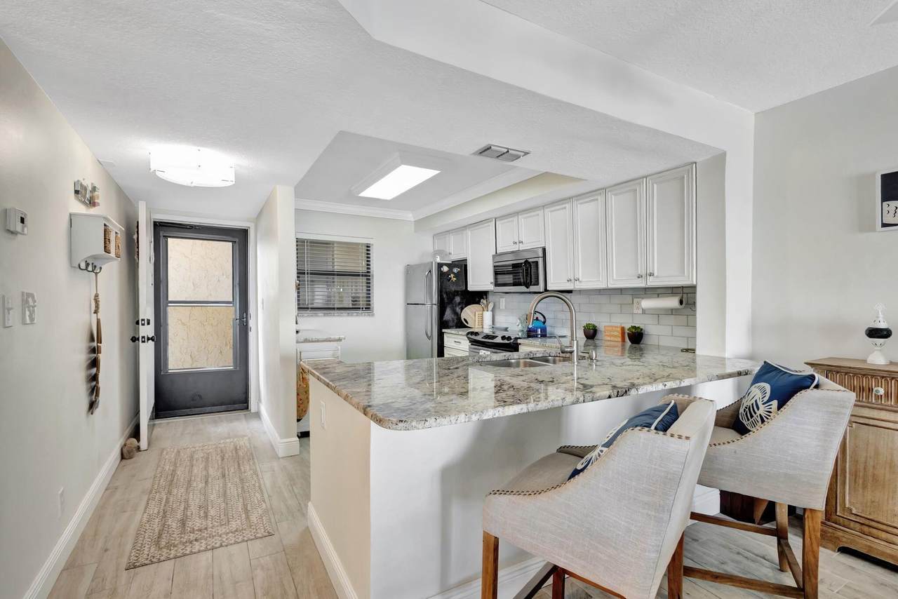 9400 Ocean Drive - Photo 1