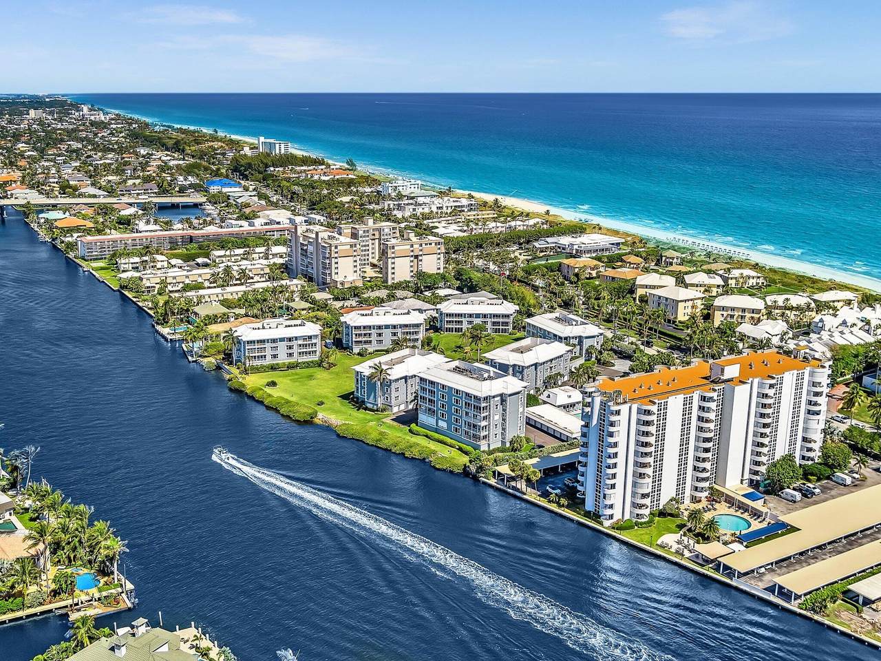 https://bt-photos.global.ssl.fastly.net/beaches/1280_boomver_4_R11114469-2.jpg