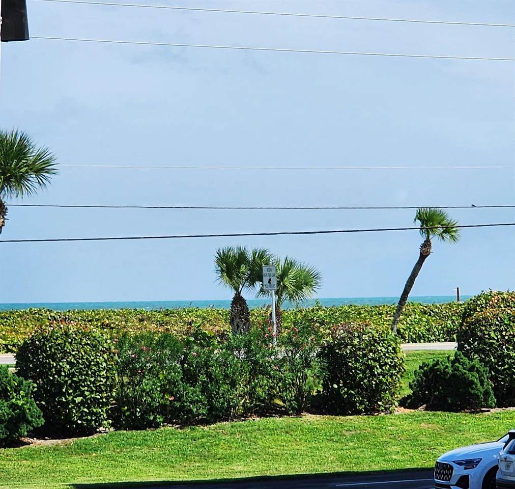 https://bt-photos.global.ssl.fastly.net/beaches/1280_boomver_4_R11125421-2.jpg