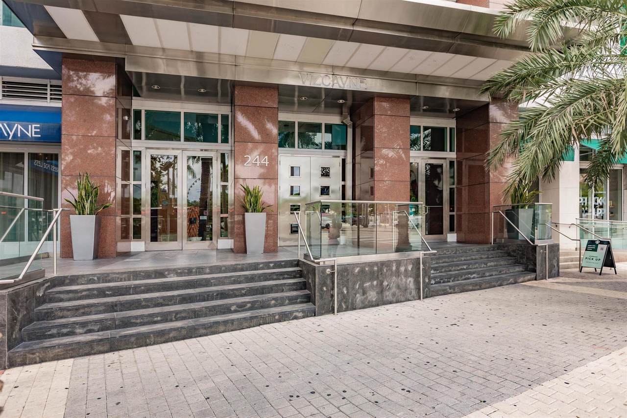 244 Biscayne Boulevard - Photo 1