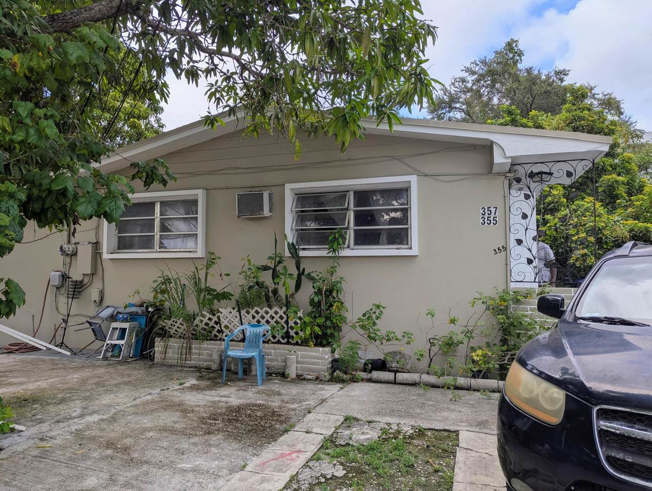 355 55th Terrace - Photo 1