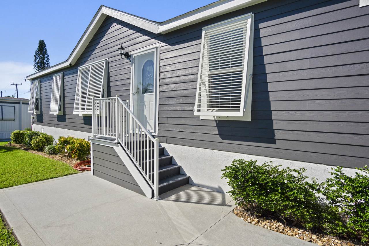 8328 Swan Avenue - Photo 1