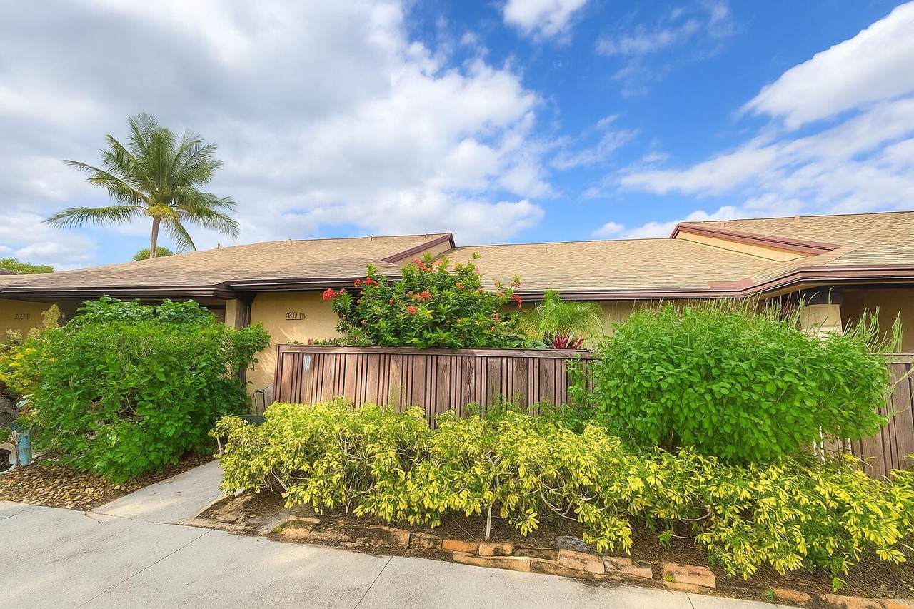 8393 Boca Glades Boulevard - Photo 1