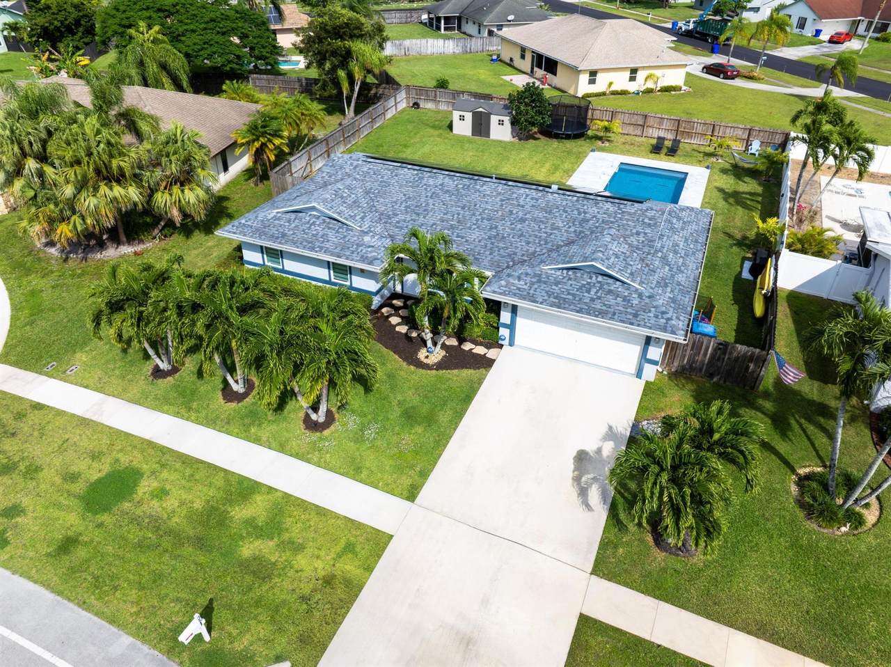 351 La Mancha - Photo 1