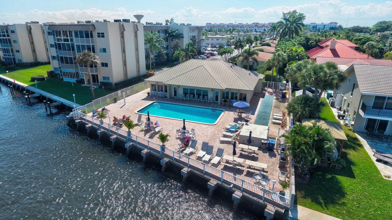650 Snug Harbor Drive - Photo 1