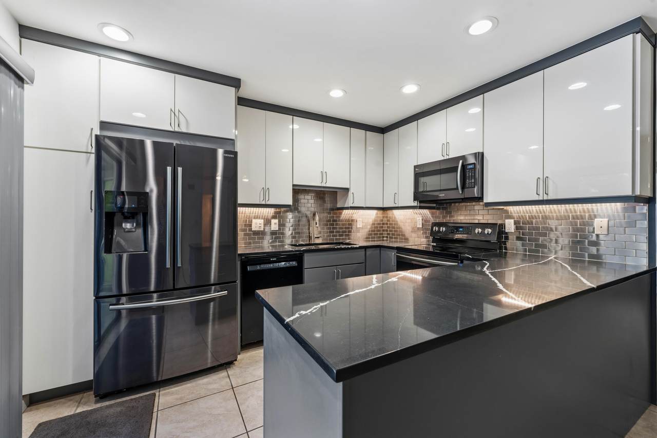 3852 Jefferson Street - Photo 1