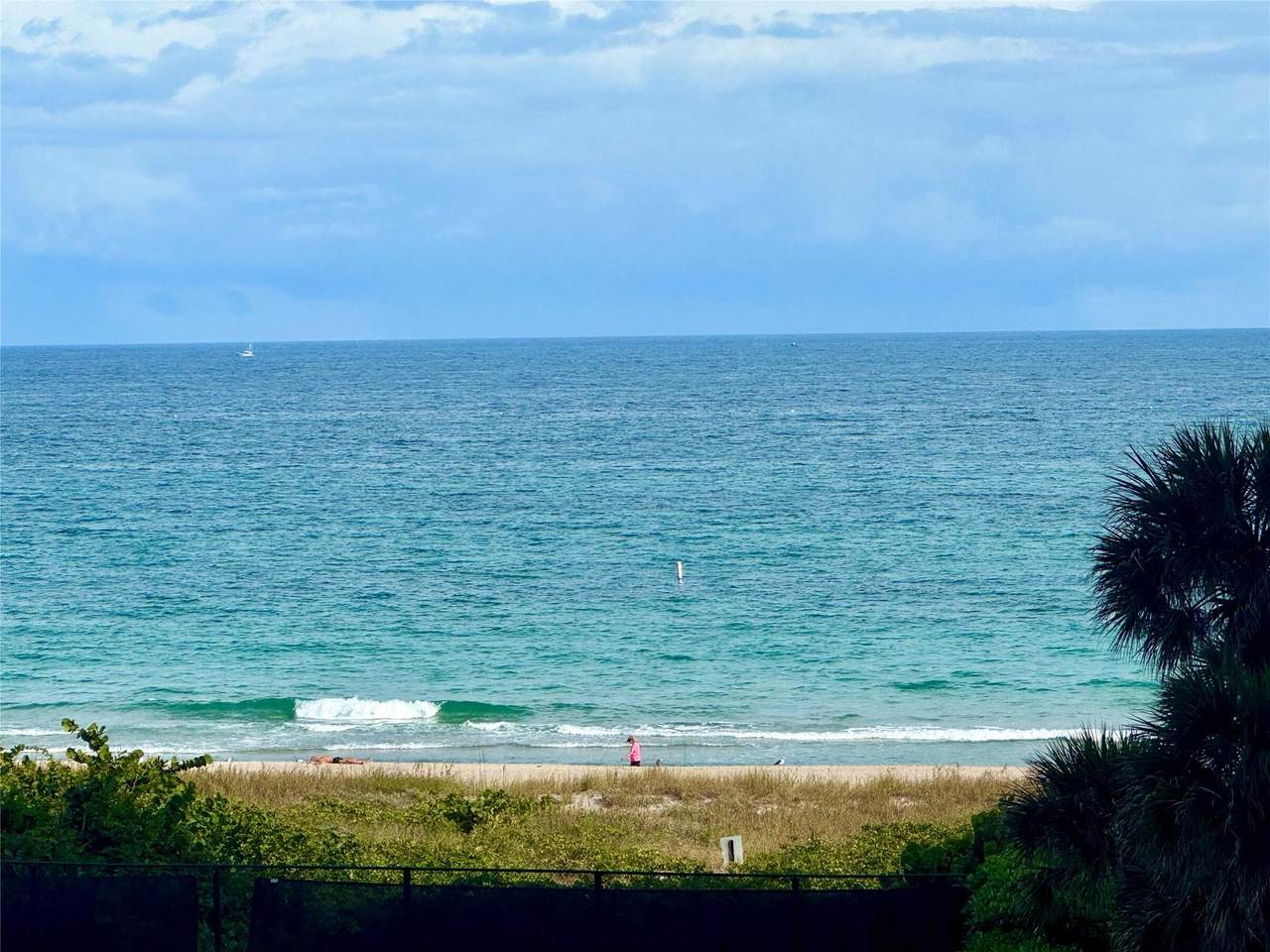 https://bt-photos.global.ssl.fastly.net/beaches/orig_boomver_4_F10546647-2.jpg