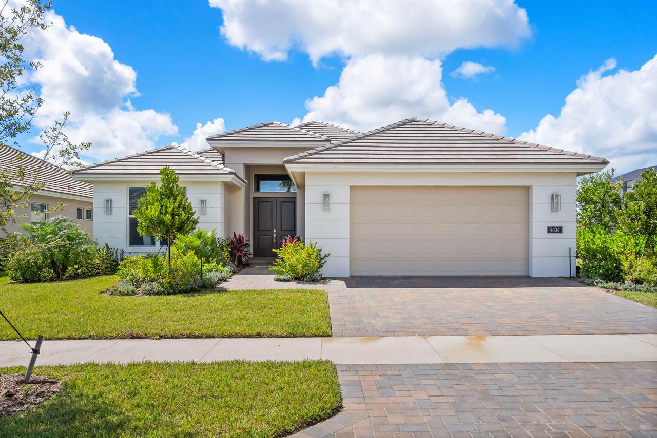 9404 Pinnacle Place - Photo 1