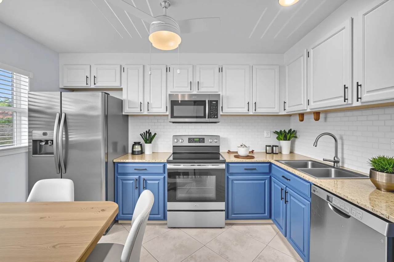 8826 Mcnab Road - Photo 1