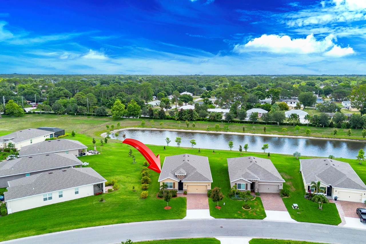 2115 Crowned Eagle Circle - Photo 1
