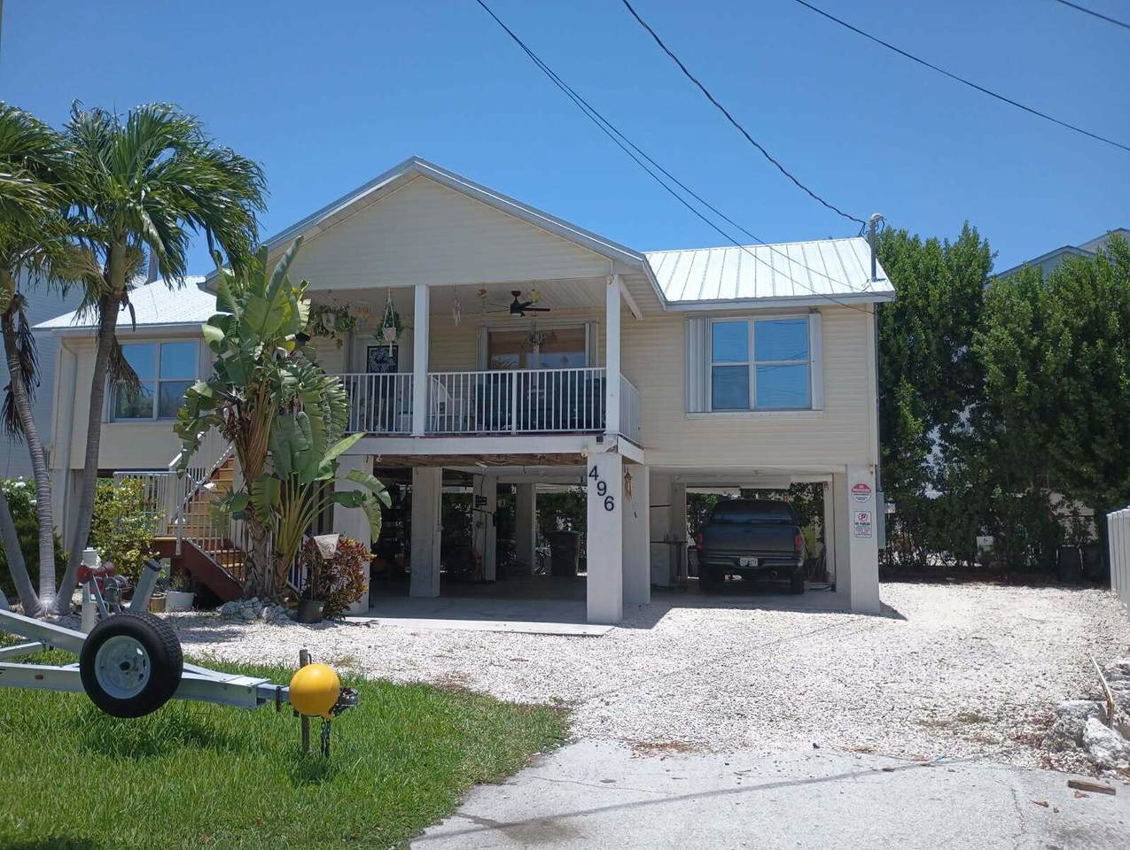 496 James Avenue - Photo 1